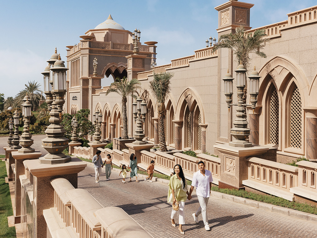  Abu Dhabi Launches Digital Pass for  Tourists to Elevate Visitor Experience